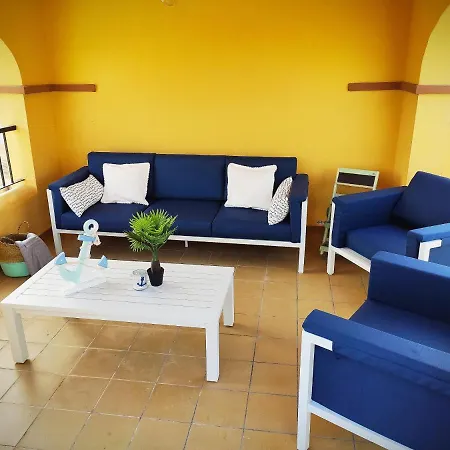 Apartment El Atico De Flamencos, Living Sur *